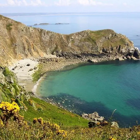 Casa de Férias Le Refuge Des Chouettes Saint-Vaast-la-Hougue