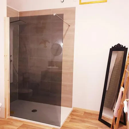 Le Refuge Des Chouettes * Сен-Вааст-ла-Уг